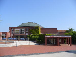 B&uuml;rgerhaus im Fr&uuml;hling