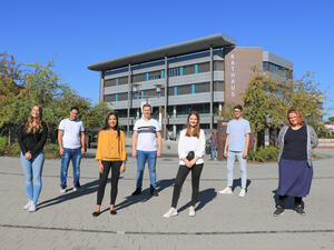 Bild vergr&ouml;&szlig;ern: Gruppenfoto Auszubildende 2020