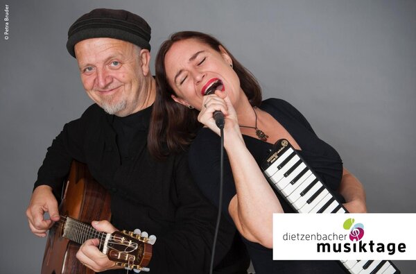 Bild vergr&ouml;&szlig;ern: Sabine Fischmann & Ali Neander