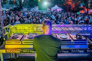 Bild vergr&ouml;&szlig;ern: EOS End of Summer Festival 2026 - Mark Reeve